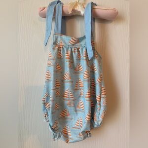 Abby & Evie boutique 95% cotton light blue romper with sailboats size 18 months